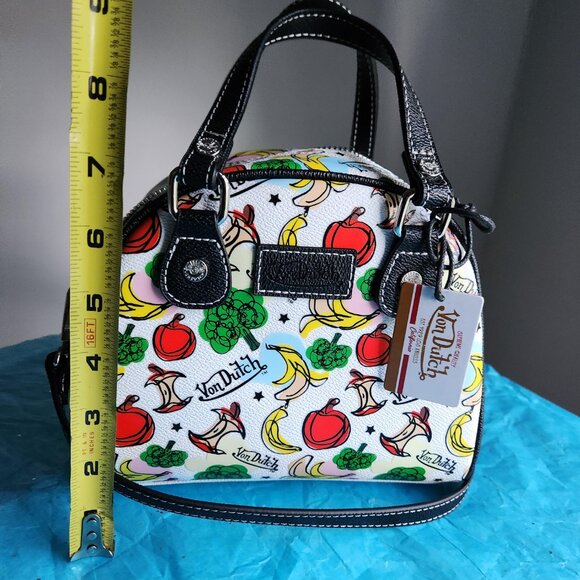 Von Dutch *NWT* Bowling Bag w/detachable strap - Picture 5 of 8